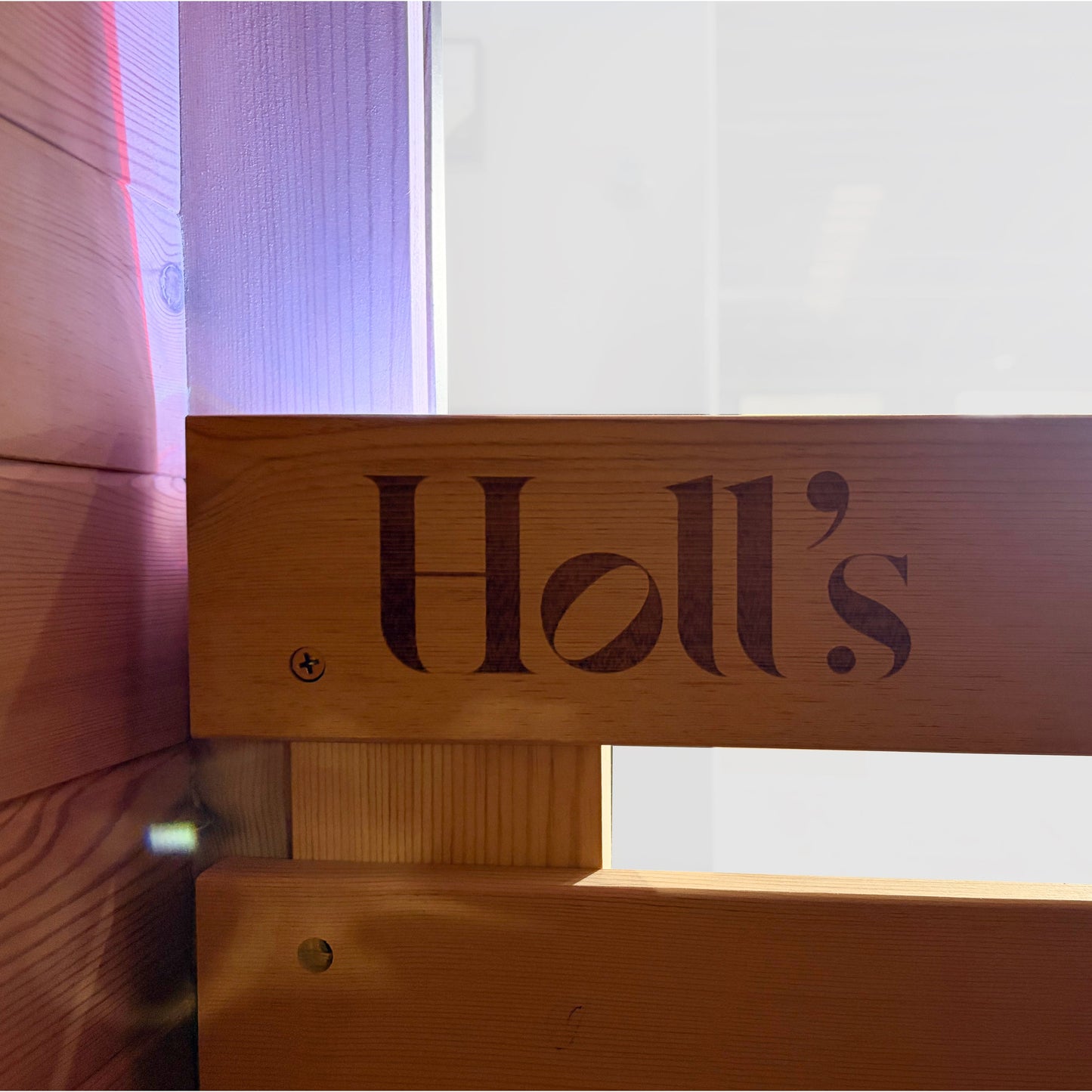 Holl's Traditional sauna COCOON 130