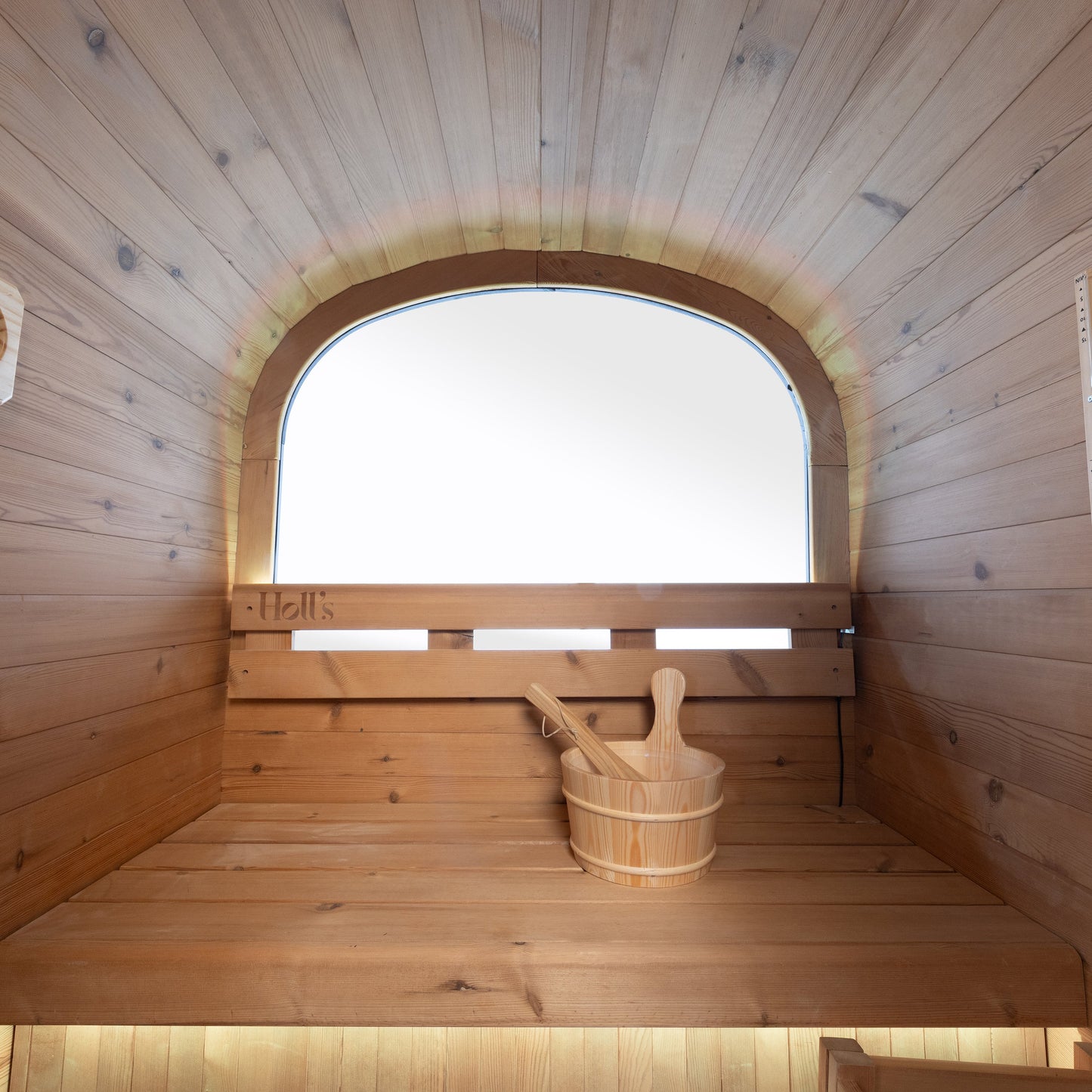Holl's Traditional sauna COCOON 130