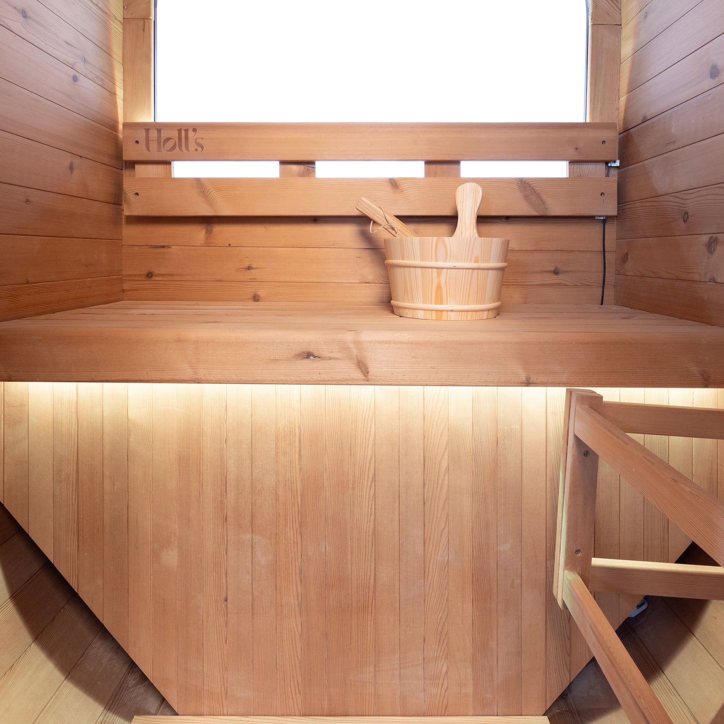 Holl's Traditional sauna COCOON 130