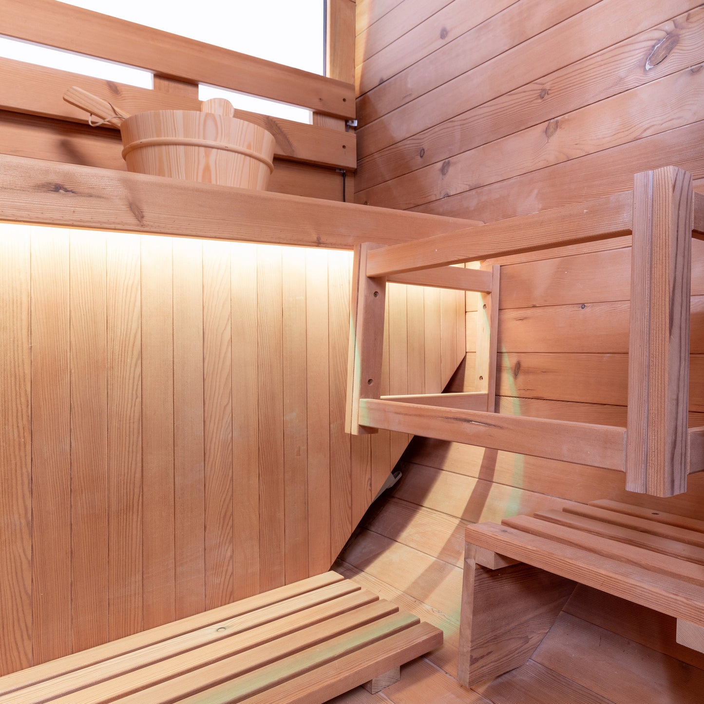 Holl's Traditional sauna COCOON 130